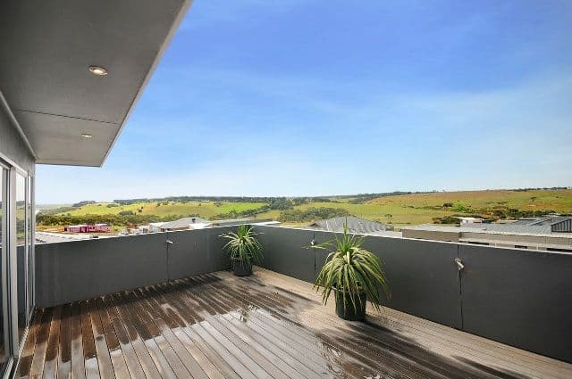 55 Ocean View Crescent, TORQUAY VIC 3228, Torquay - Thumbnail 2