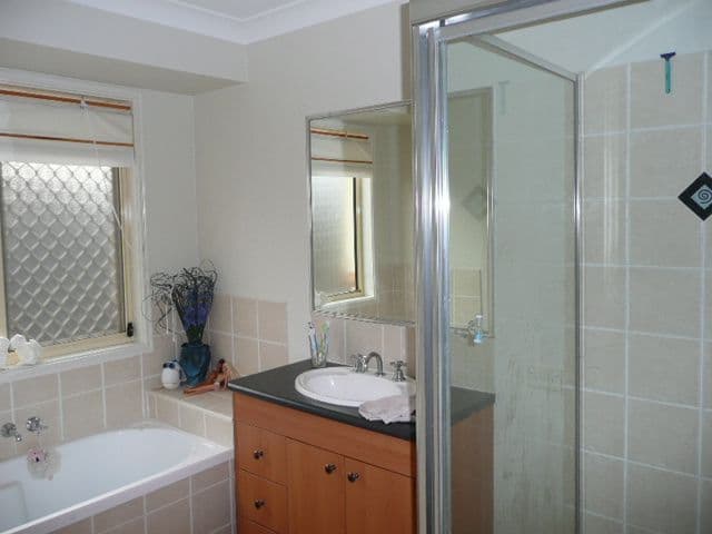 35 Rivermeadows Drive, UPPER COOMERA QLD 4209, Upper Coomera - Thumbnail 6