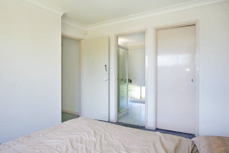 2 Woodside Court, LAKE HAVEN NSW 2263, Lake Haven - Thumbnail 8