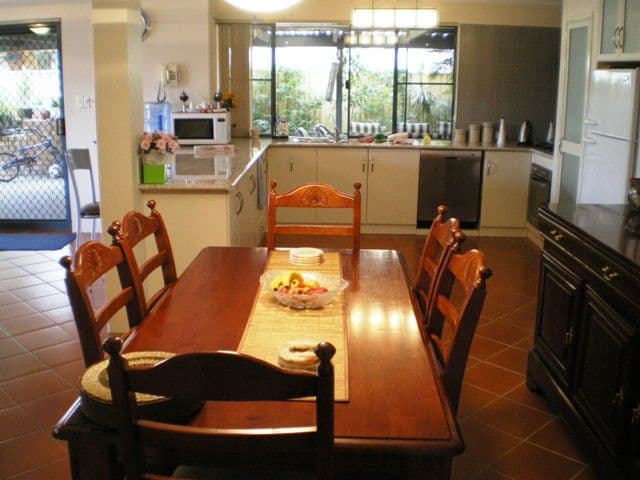 68 Baxter Close, HUNTINGDALE WA 6110, Huntingdale - Thumbnail 3