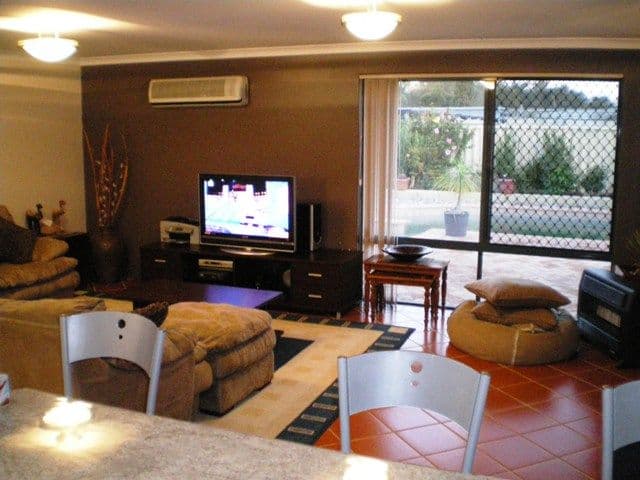 68 Baxter Close, HUNTINGDALE WA 6110, Huntingdale - Thumbnail 7