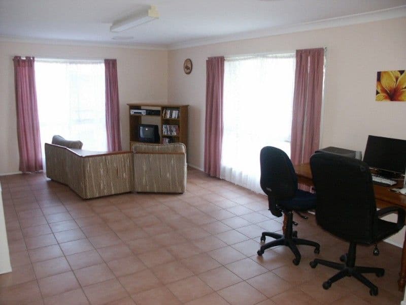 16 Gray Road, BRAY PARK QLD 4500, Bray Park - Thumbnail 2