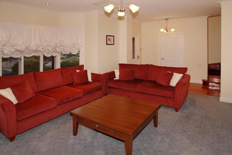 10 Viewbank Place, MILL PARK VIC 3082, Mill Park - Thumbnail 4