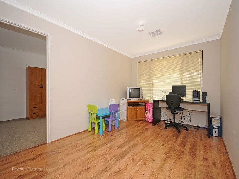 16 Whitehart Entrance, AVELEY WA 6069, Aveley - Thumbnail 8
