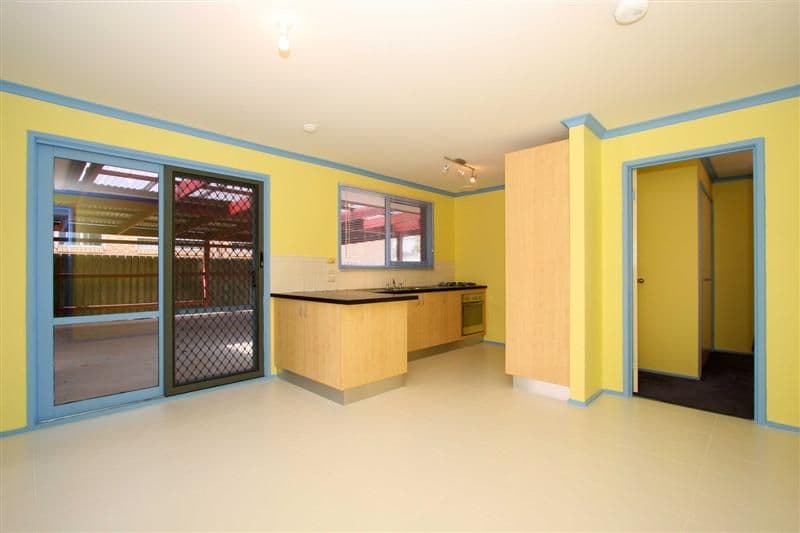 18 Poltava Walk, DELAHEY VIC 3037, Delahey - Thumbnail 2