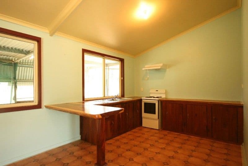 SARINA QLD 4737, Sarina - Image 1