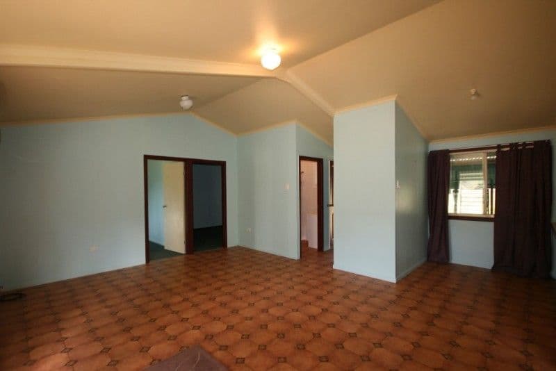 SARINA QLD 4737, Sarina - Thumbnail 2