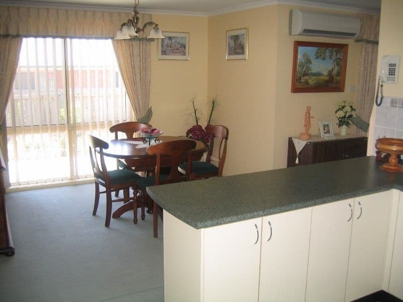 12 Major Drive, GOULBURN NSW 2580, Goulburn - Thumbnail 4