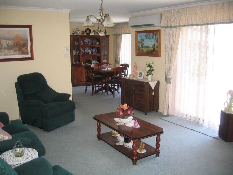 12 Major Drive, GOULBURN NSW 2580, Goulburn - Thumbnail 5