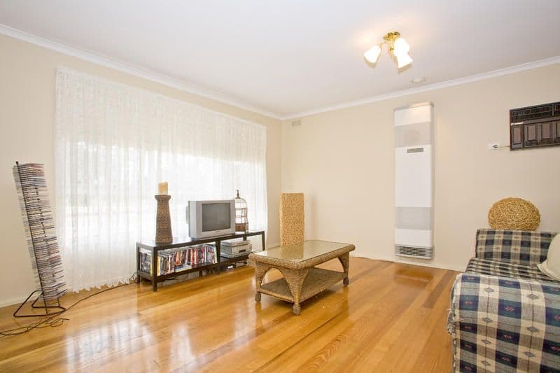 1 Sheeran Crescent, LARA VIC 3212, Lara - Thumbnail 2