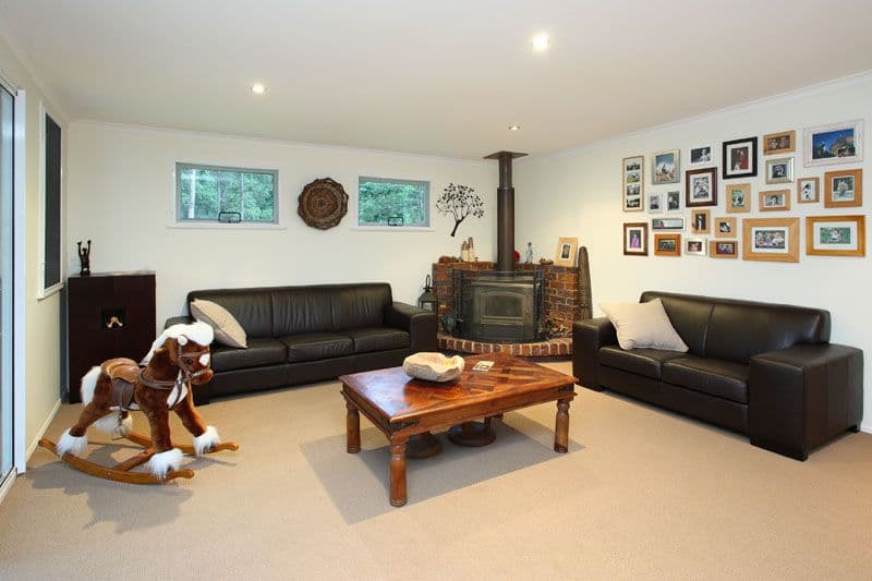 8 Mason Court, SAMFORD QLD 4520, Samford Valley - Thumbnail 3