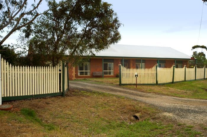 71 Earl Crescent, BANNOCKBURN VIC 3331, Bannockburn - Thumbnail 2