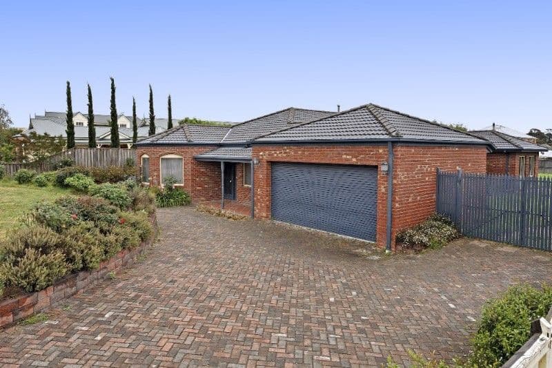 31 Claremont Avenue, LYSTERFIELD VIC 3156, Lysterfield - Image 1