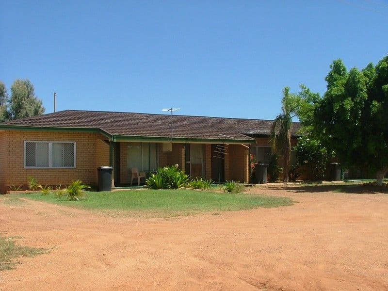 Unit 2 Adria Units, CARNARVON WA 6701, Carnarvon - Image 1