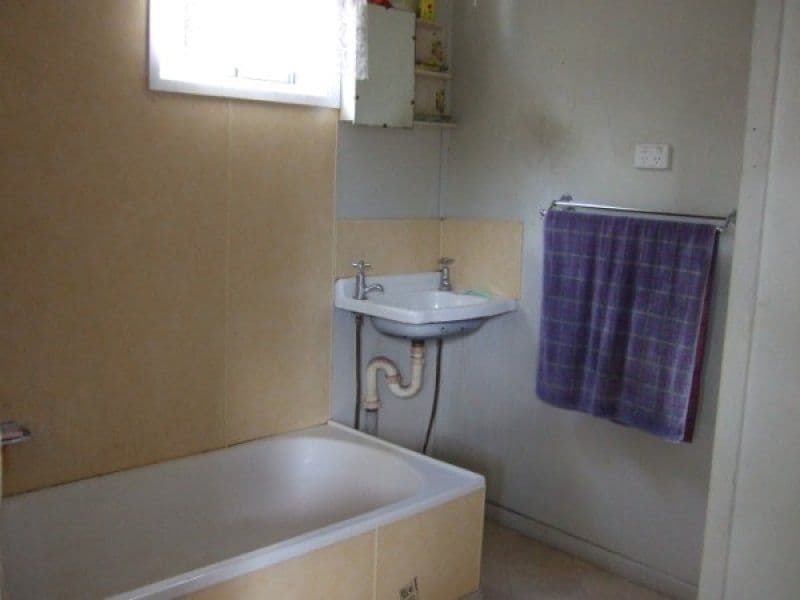 7 Bell, CHINCHILLA QLD 4413, Chinchilla - Thumbnail 4