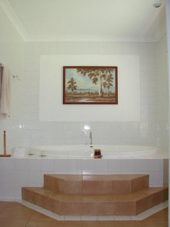 23 Gardenia Drive, BONOGIN QLD 4213, Bonogin - Thumbnail 6