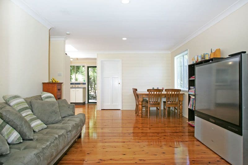 5 Longs Road, BATEAU BAY NSW 2261, Bateau Bay - Thumbnail 3