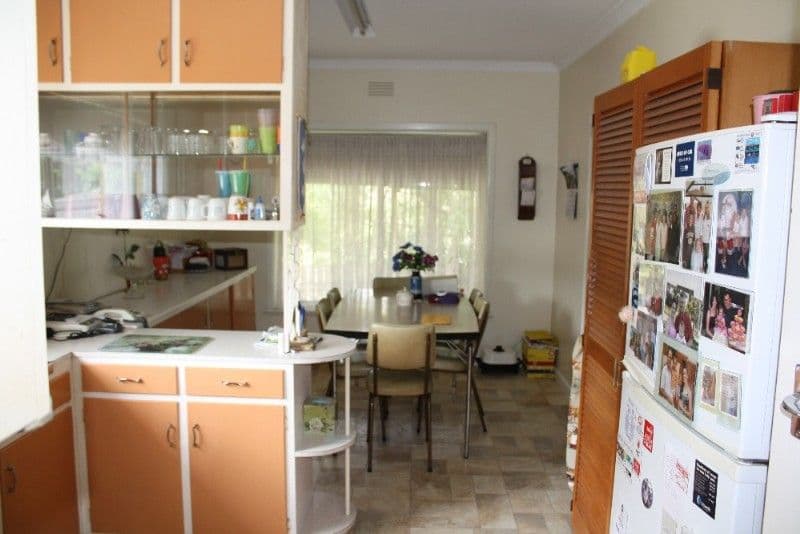 72 Prouses Road, BENDIGO VIC 3550, Bendigo - Thumbnail 4