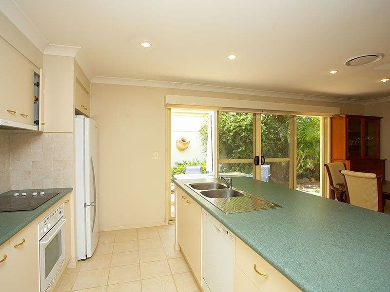 8 Parklane Place, BULIMBA QLD 4171, Bulimba - Thumbnail 2