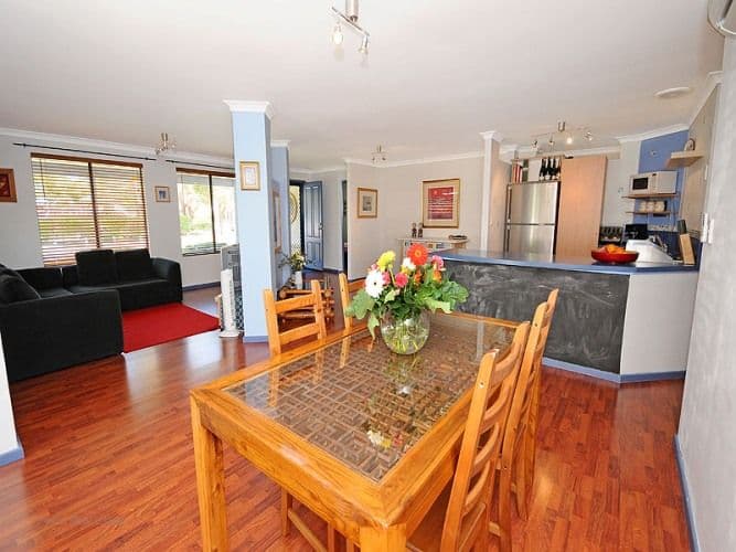 31 Anna Plains Circle, ELLENBROOK WA 6069, Ellenbrook - Thumbnail 2