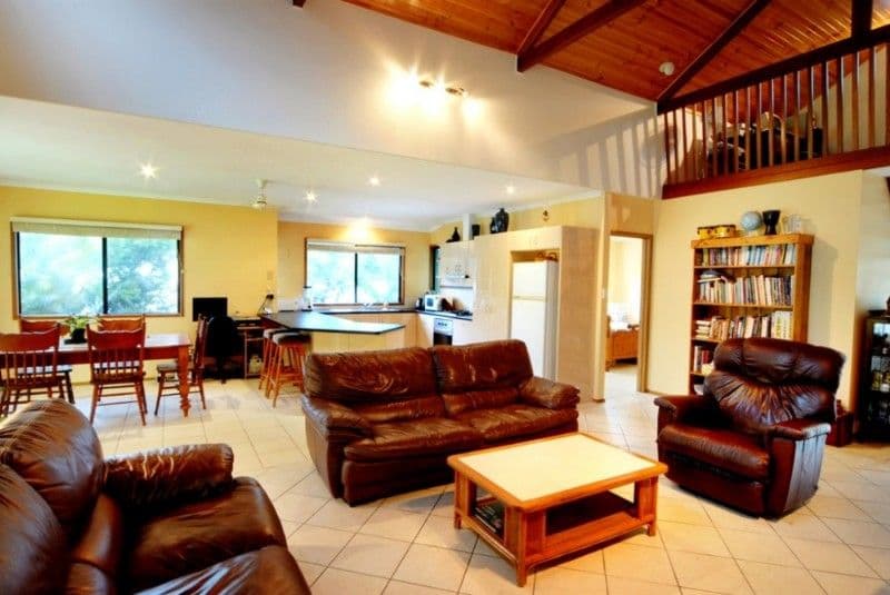 108 Jubilee Pocket Road, JUBILEE POCKET QLD 4802, Jubilee Pocket - Thumbnail 2