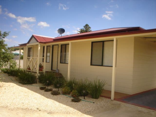6B Hinckley Street, NARACOORTE SA 5271, Naracoorte - Image 1