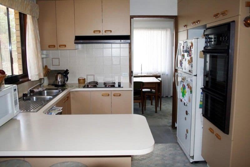 22 Merriman Drive, YASS NSW 2582, Yass - Thumbnail 2