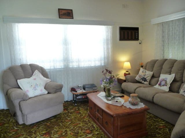 43 Batt Avenue, WODONGA VIC 3690, Wodonga - Thumbnail 3
