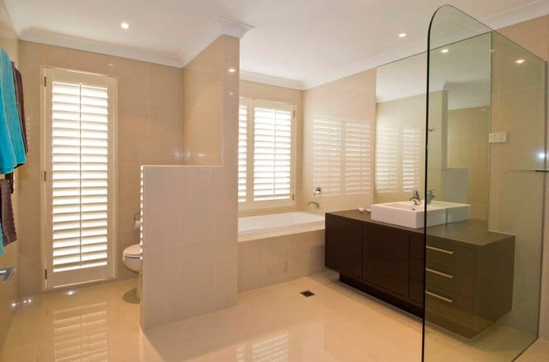 10 Montego Crescent, MERMAID WATERS QLD 4218, Mermaid Waters - Thumbnail 3