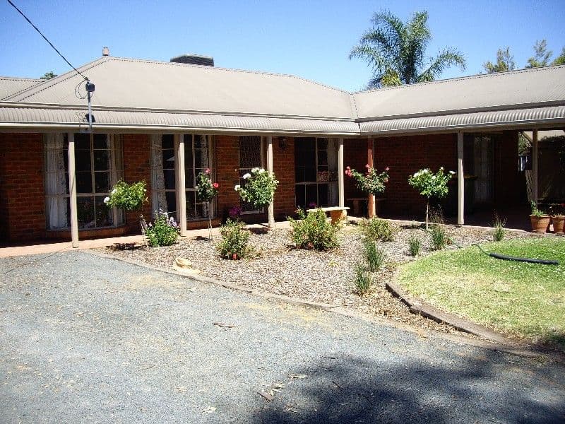 41 Baynes Street, ROCHESTER VIC 3561, Rochester - Thumbnail 2