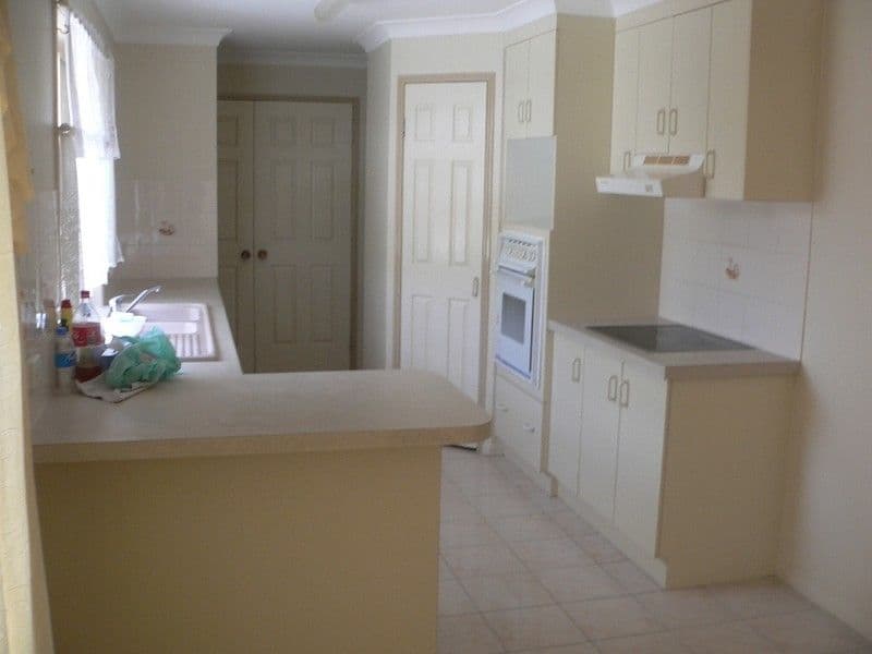 2 Bandicoot Crescent, DOOLANDELLA QLD 4077, Doolandella - Thumbnail 3