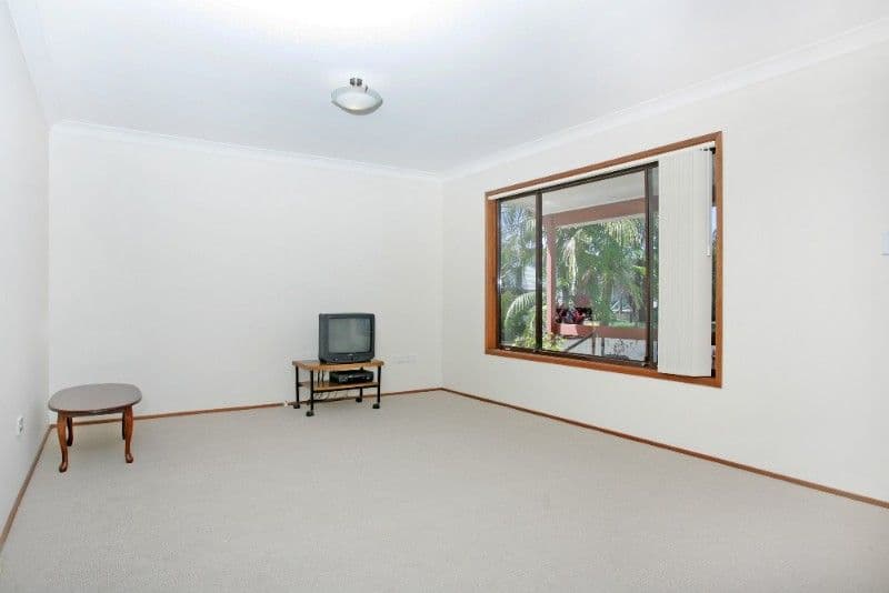 23 Allambee Crescent, BLUE HAVEN NSW 2262, Blue Haven - Thumbnail 4