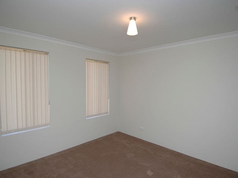 11 Clarence Road, ARMADALE WA 6112, Armadale - Thumbnail 2