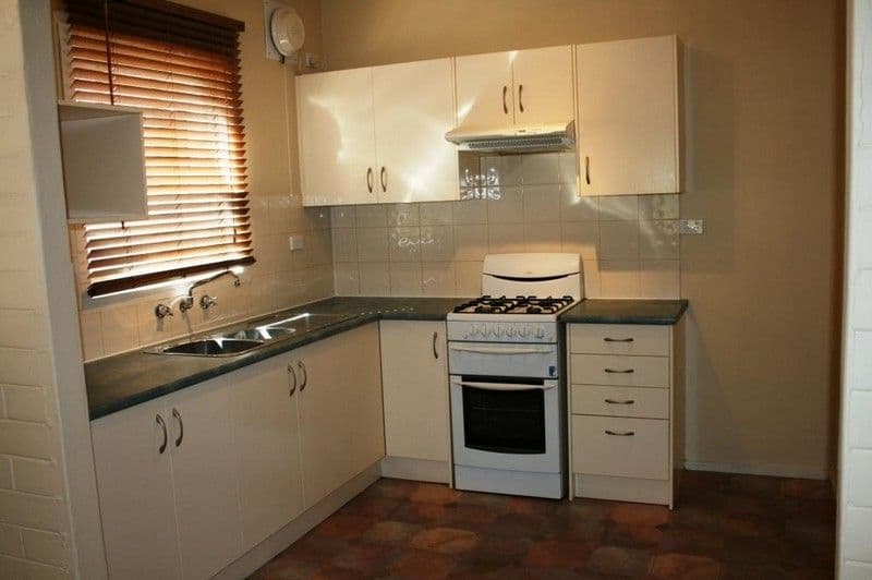 1/4 Lincoln Road, BEDFORD PARK SA 5042, Bedford Park - Thumbnail 2