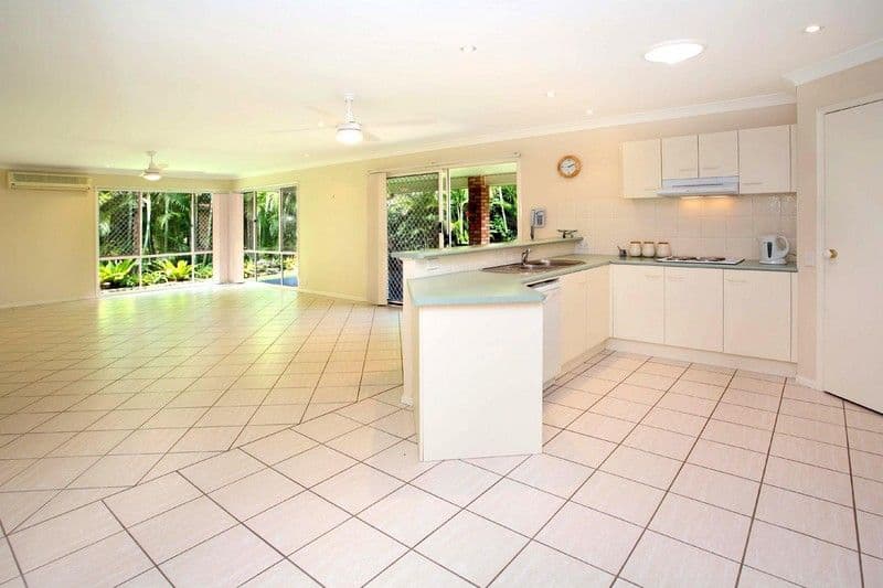 4 Lychee Place, BELMONT QLD 4153, Belmont - Thumbnail 2