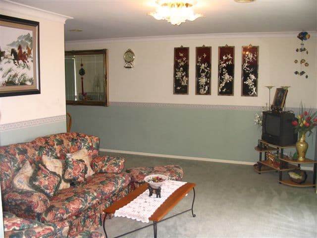 5 Baynton Crescent, ROXBURGH PARK VIC 3064, Roxburgh Park - Thumbnail 2