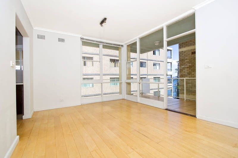 37 East Esplanade, MANLY NSW 2095, Manly - Thumbnail 2