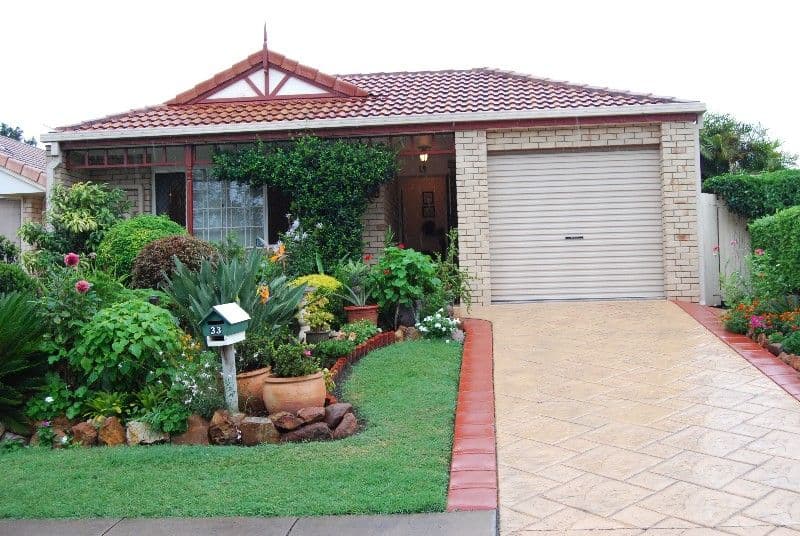 33 Lakeside Crescent, FOREST LAKE QLD 4078, Forest Lake - Image 1