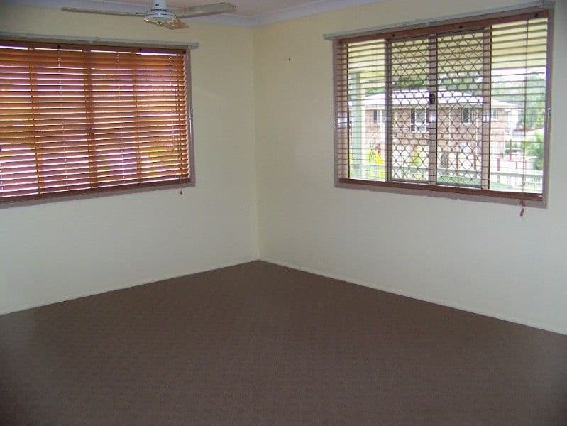 35 Bean Avenue, PARKHURST QLD 4702, Parkhurst - Thumbnail 6