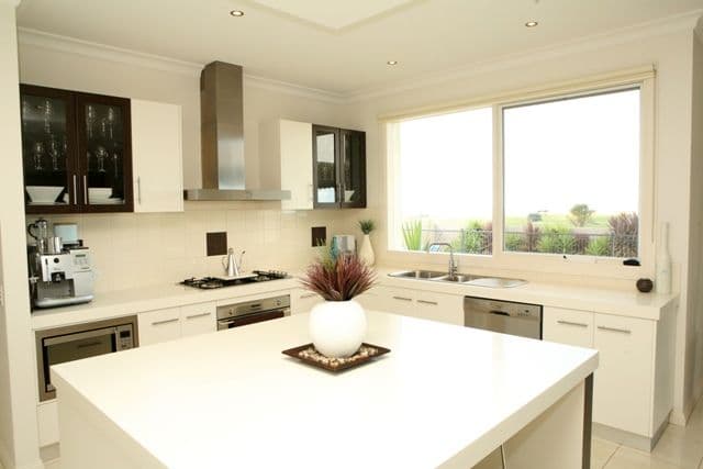 27 Fitzgibbon Lane, WARRNAMBOOL VIC 3280, Warrnambool - Thumbnail 5