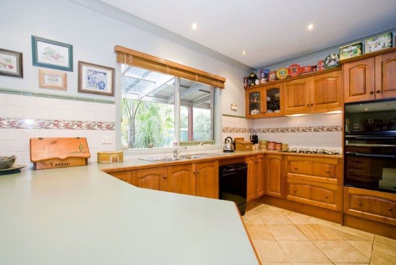 2 Ruby Close, ROWVILLE VIC 3178, Rowville - Thumbnail 4