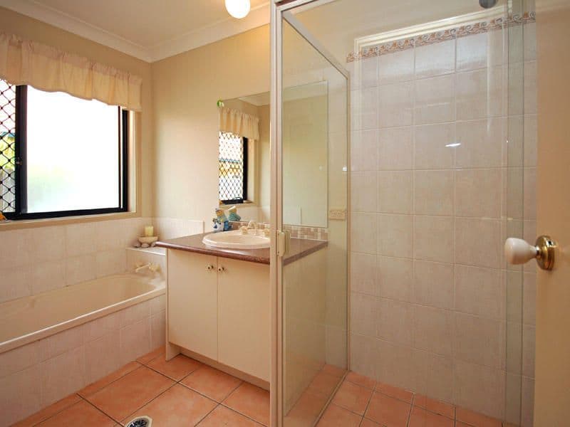40 Quarters Blvd, Cranbourne West - Thumbnail 8