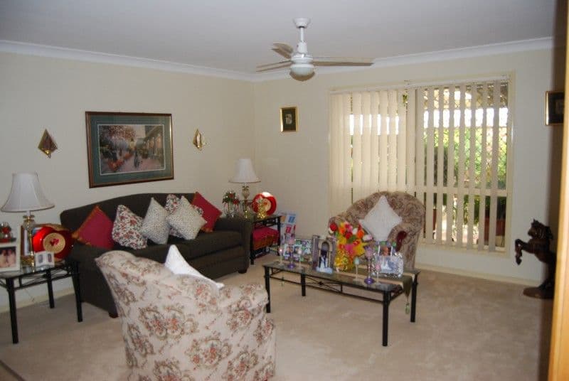 4 Blenheim Close, FOREST LAKE QLD 4078, Forest Lake - Thumbnail 2