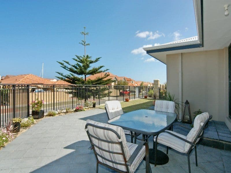 4/10-12 Jennifer Avenue, Runaway Bay, QLD, 4216, Runaway Bay - Thumbnail 8
