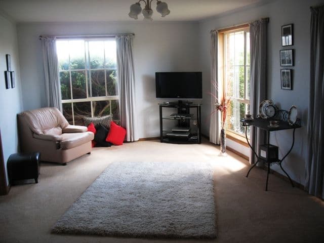 24 Carmell Drive, WARRNAMBOOL VIC 3280, Warrnambool - Thumbnail 8