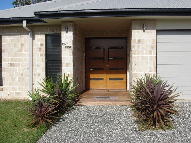 15  Silverbirch Close, EIGHT MILE PLAINS QLD 4113, Eight Mile Plains - Thumbnail 2