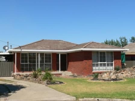 325 Haines Court, LAVINGTON NSW 2641, Lavington - Image 1
