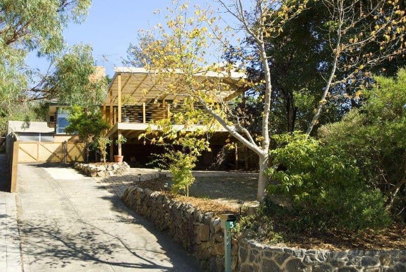 5 Meron Court, GREENSBOROUGH VIC 3088, Greensborough - Thumbnail 2