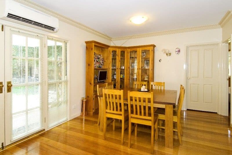 5 Meron Court, GREENSBOROUGH VIC 3088, Greensborough - Thumbnail 5