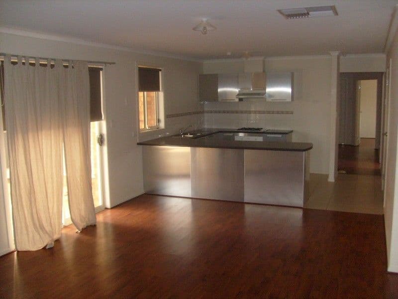 49  Elmgrove Road, SALISBURY NORTH SA 5108, Salisbury North - Thumbnail 3
